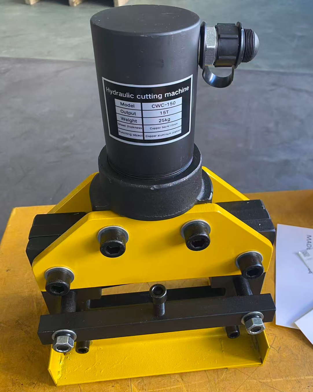 HYDRAULIC BUSBAR CUTTER